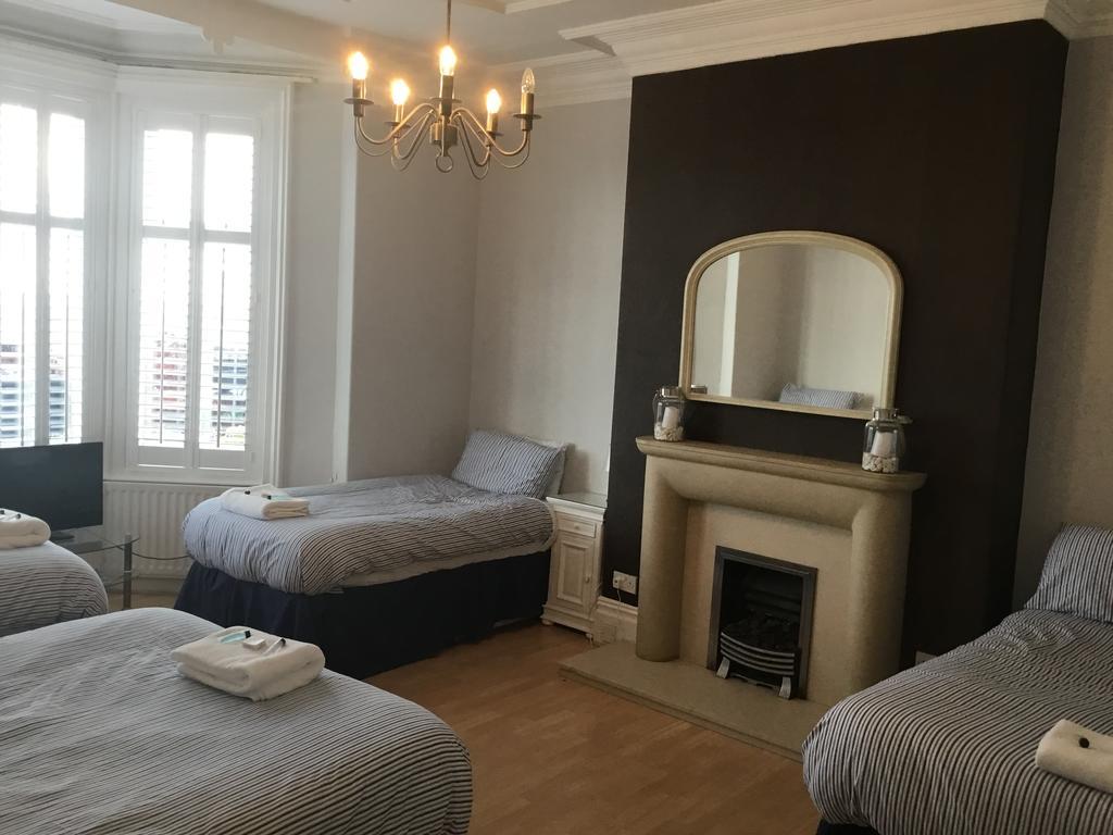 Cara Guesthouse Whitley Bay Kültér fotó